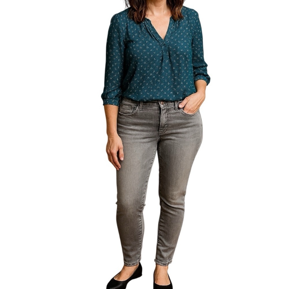 Old Navy 6 Rockstar Super Skinny Sculpt Gray Denim Jeans